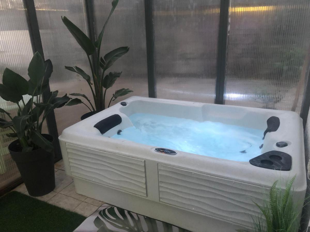 Bed & Breakfast D'hotes Les Oliviers -