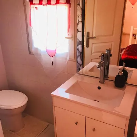 Chambres D'Hotes Les Oliviers - Marignane Esterno foto