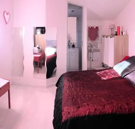 Chambres D'Hotes Les Oliviers - Marignane Esterno foto